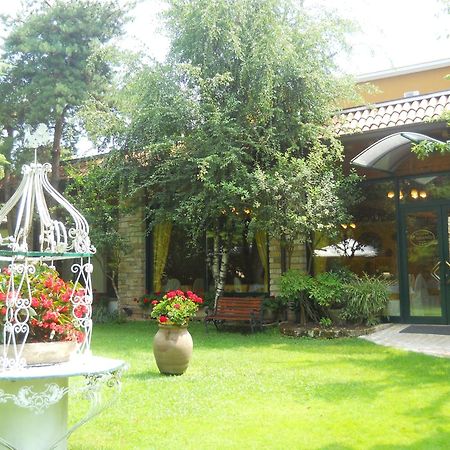 Hotel Il Rustichello Lonato Buitenkant foto