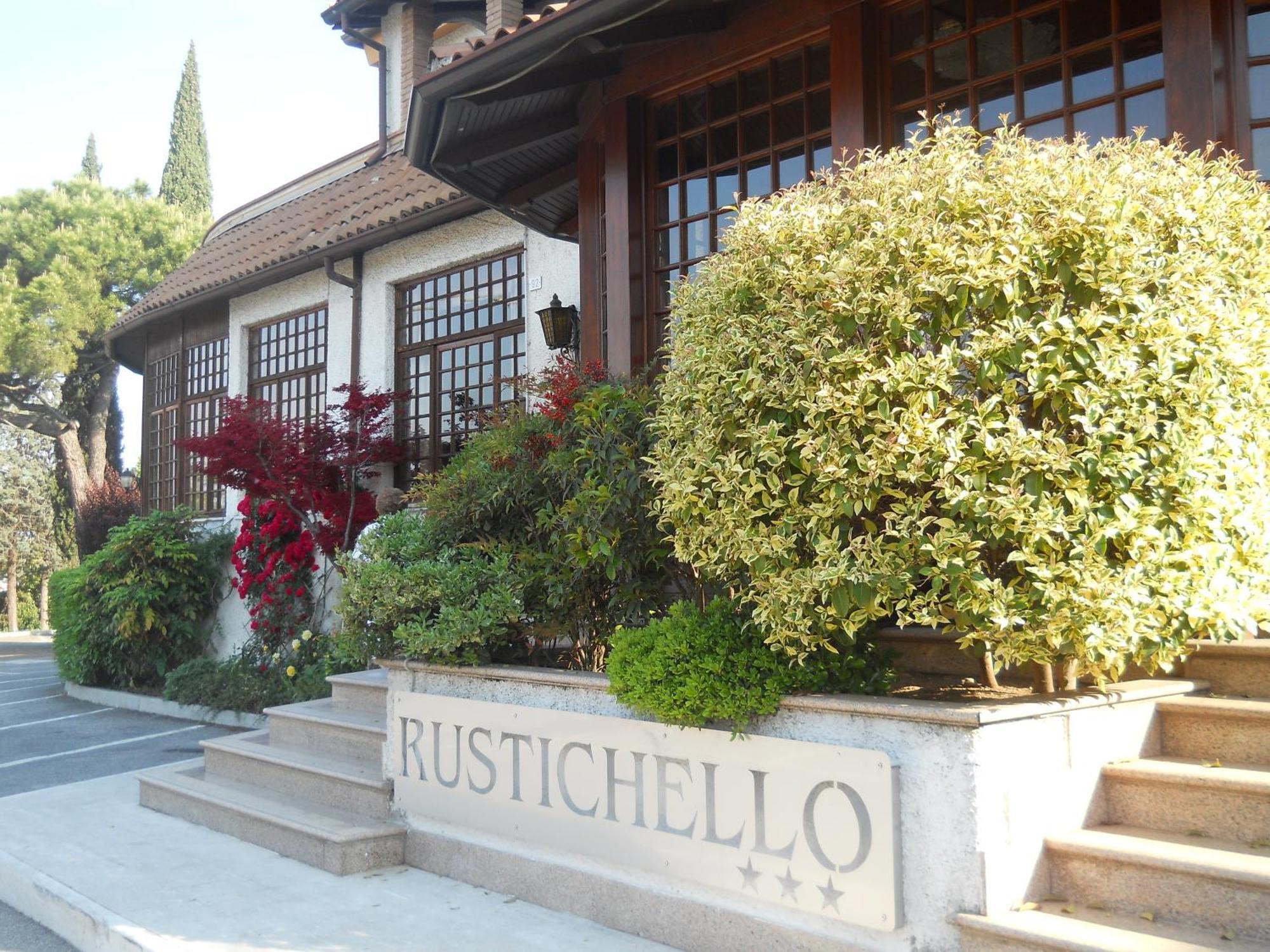 Hotel Il Rustichello Lonato Buitenkant foto